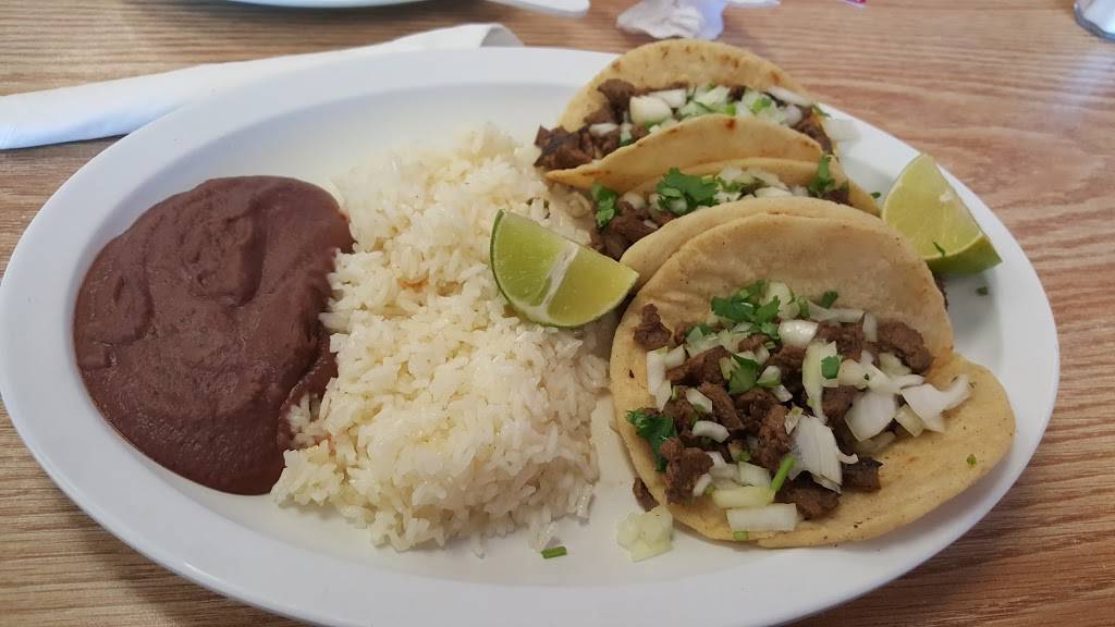 La Roca Pupuseria Y Taqueria | restaurant | 14455 Jefferson Davis Hwy, Woodbridge, VA 22191, USA | 7034901131 OR +1 703-490-1131