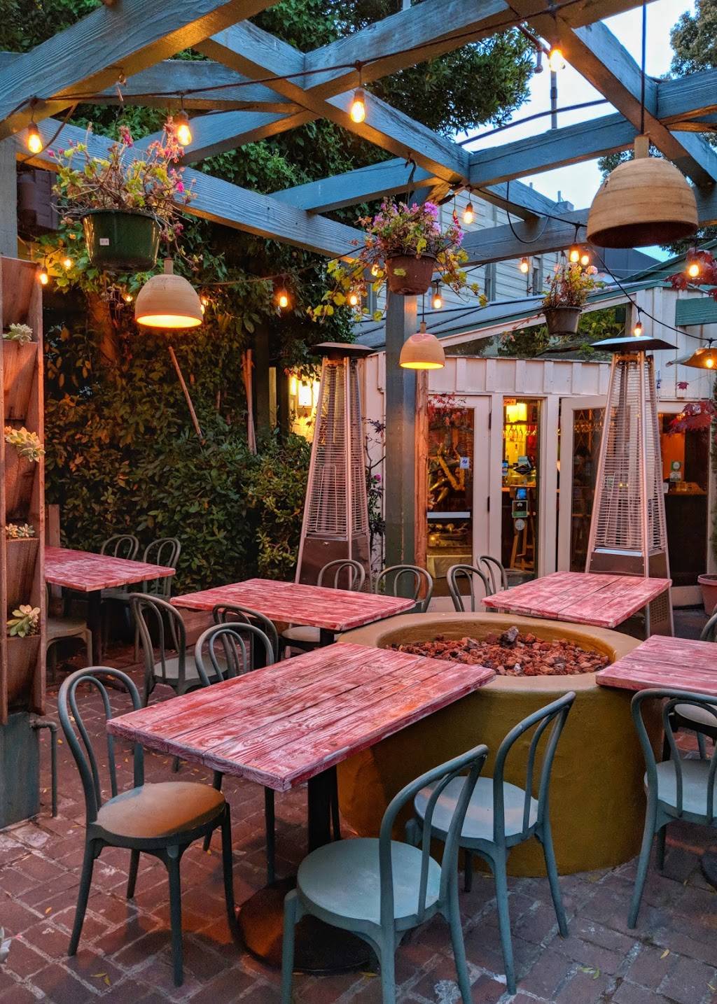 Ambrosia India Bistro - Monterey | restaurant | 565 Abrego St, Monterey, CA 93940, USA | 8316410610 OR +1 831-641-0610