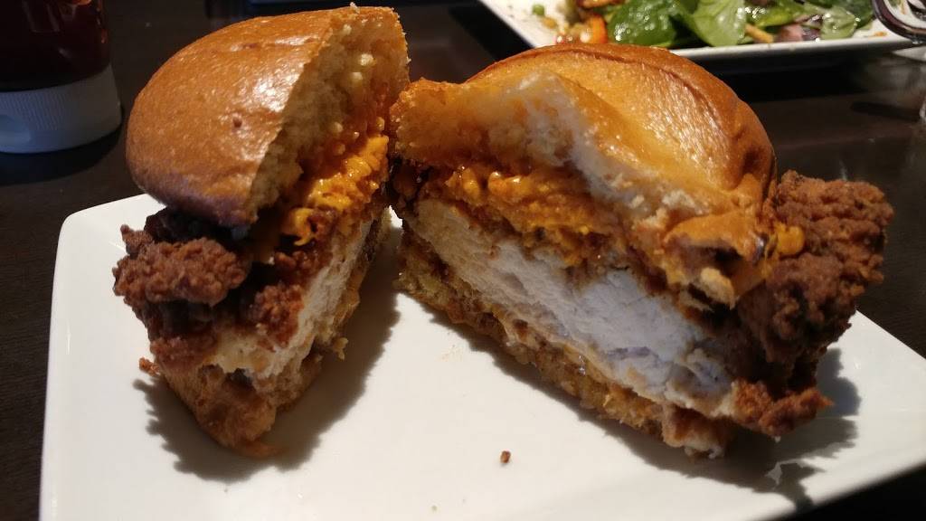 Ruby Tuesday | restaurant | 7900 Governor Ritchie Hwy, Glen Burnie, MD 21061, USA | 4107664446 OR +1 410-766-4446