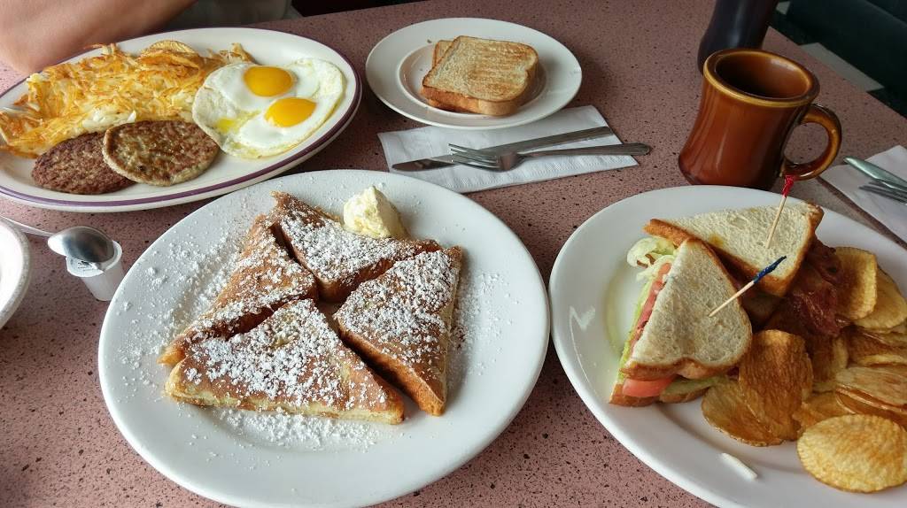 OMELET HOUSE 50S DINER | restaurant | 3050 E Desert Inn Rd, Las Vegas, NV 89121, USA | 7027370377 OR +1 702-737-0377