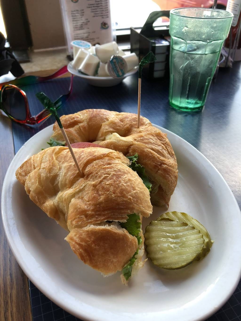 Walkers Restaurant & Bakery | restaurant | 813 Park Ave, Beaver Dam, WI 53916, USA | 9208859041 OR +1 920-885-9041