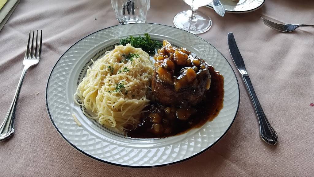 Pepper Tree Restaurant | restaurant | 888 W Moreno Ave, Colorado Springs, CO 80905, USA | 7194714888 OR +1 719-471-4888