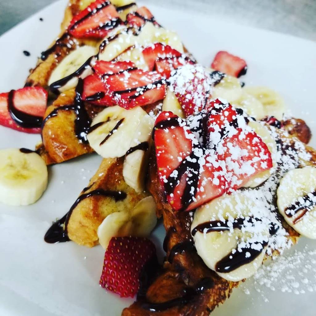 Gails Carriage Place | restaurant | 306 E Rand Rd, Arlington Heights, IL 60004, USA | 8473988900 OR +1 847-398-8900