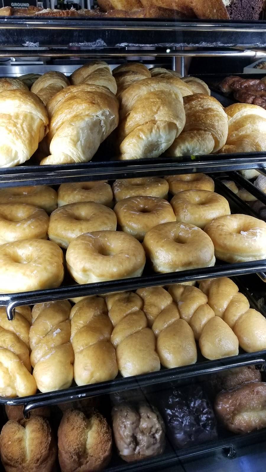 Winchells Donut House | cafe | 1700 S Western Ave, Los Angeles, CA 90006, USA | 3237319725 OR +1 323-731-9725