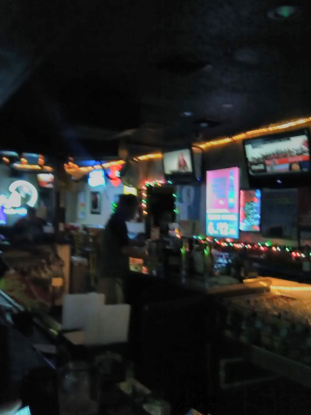 MICKS PUB | restaurant | 2140 Drew St, Clearwater, FL 33765, USA | 7274610121 OR +1 727-461-0121