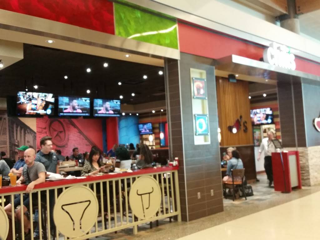 Chilis | meal takeaway | 8008 Cedar Springs Road, Dallas, TX 75235, USA | 2143532722 OR +1 214-353-2722