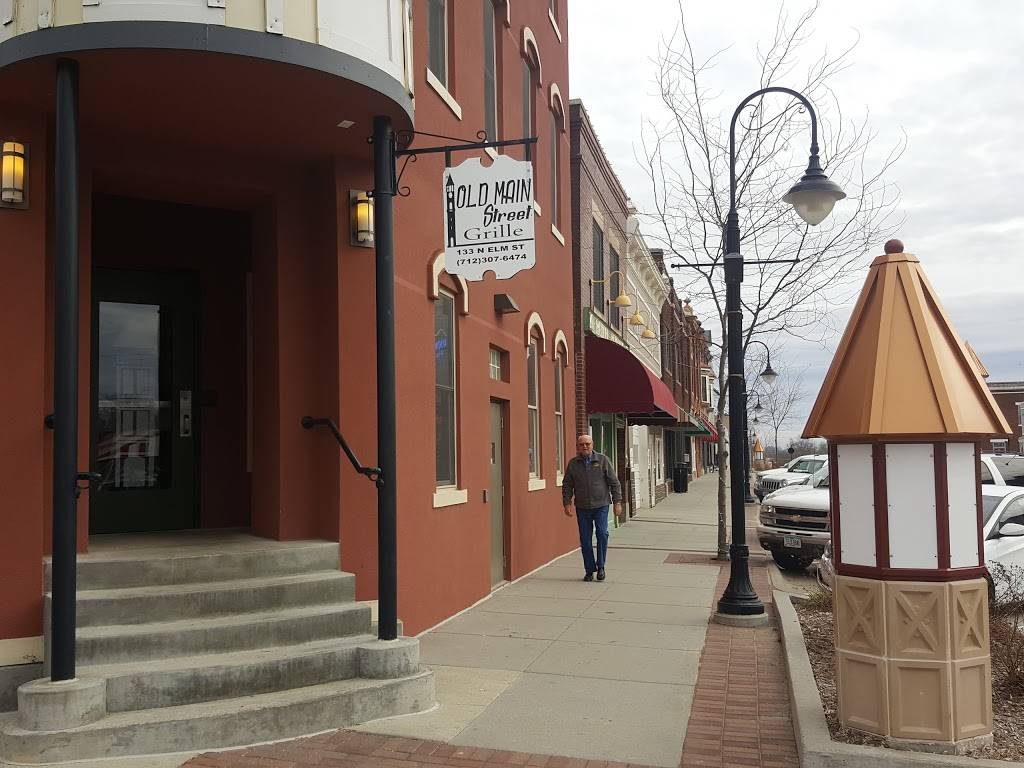 Friends Bar & Grill | restaurant | 133 N Elm St, Avoca, IA 51521, USA | 7123076474 OR +1 712-307-6474