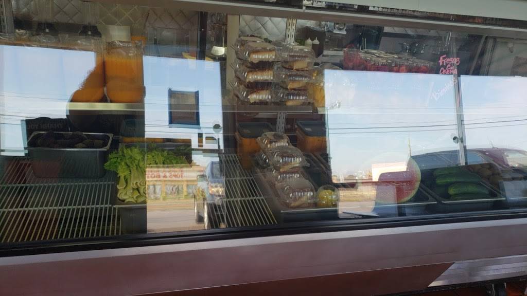 Tortas Y Jugos Caribe | restaurant | 11332 E 21st St, Tulsa, OK 74129, USA | 9184374696 OR +1 918-437-4696