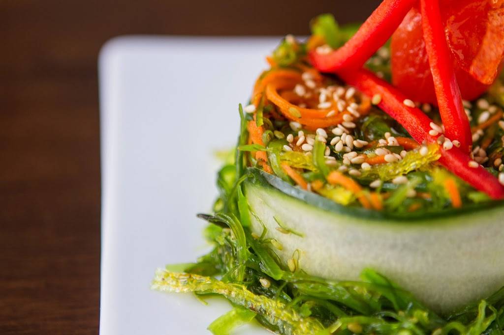 Nicky Sushi | restaurant | 197 Rue Racine, Québec, QC G2B 1E5, Canada | 4188458484 OR +1 418-845-8484