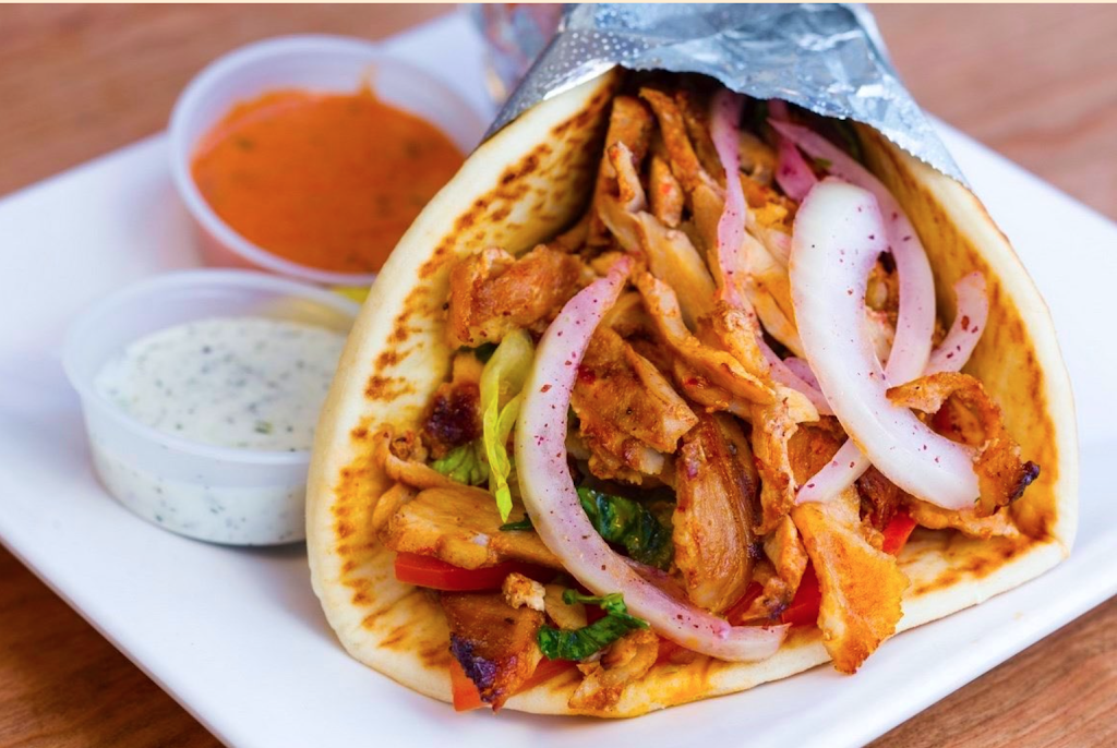 Twin Cities Gyro & Taco | restaurant | 1301 Oak Ave, Waconia, MN 55387, USA | 9524424858 OR +1 952-442-4858