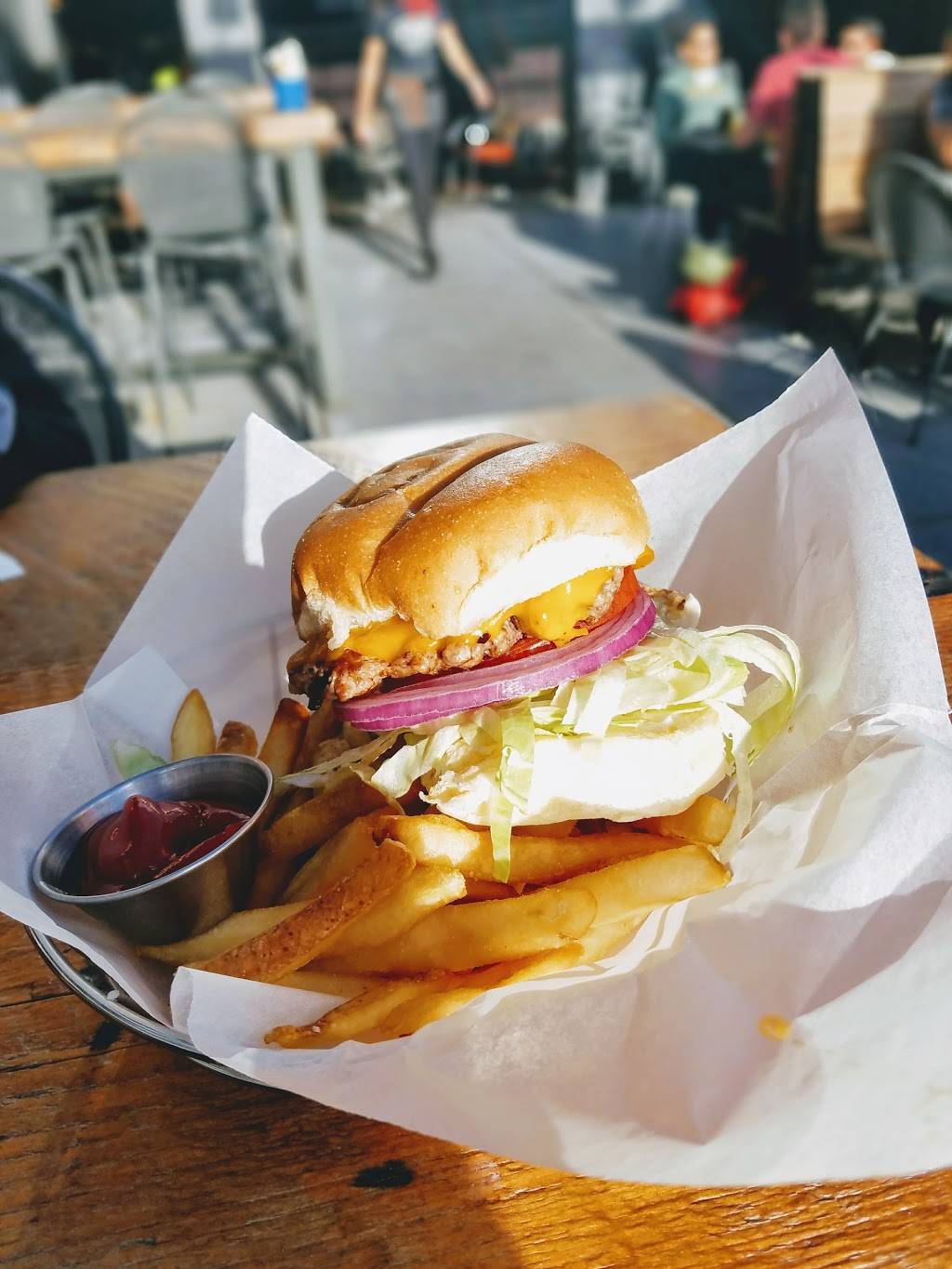 Fuel Cafe 5th St | cafe | 630 S 5th St, Milwaukee, WI 53204, USA | 4148479580 OR +1 414-847-9580