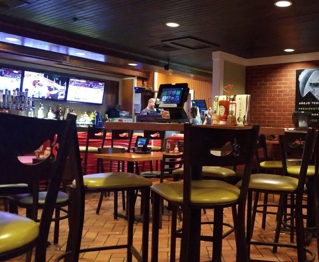 Chilis Grill & Bar | meal takeaway | 5435 W Touhy Ave, Skokie, IL 60077, USA | 8476791425 OR +1 847-679-1425