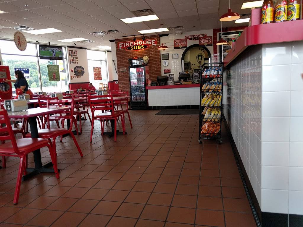 Firehouse Subs | restaurant | 1701 N Mayfair Rd, Wauwatosa, WI 53226, USA | 4142128913 OR +1 414-212-8913