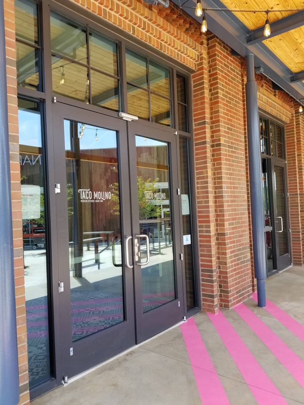 Taco Molino | restaurant | 1328 Broadcloth St Ste 102, Fort Mill, SC 29715, USA | 8036503760 OR +1 803-650-3760