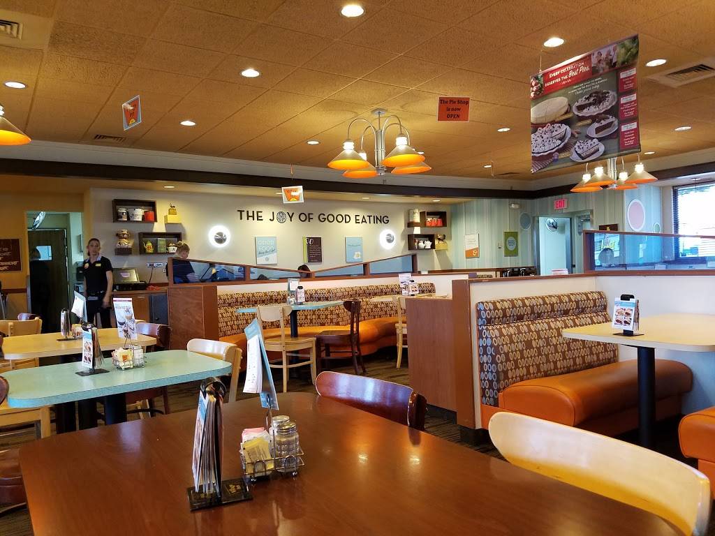 Village Inn | bakery | 310 E Bell Rd, Phoenix, AZ 85022, USA | 6025641054 OR +1 602-564-1054