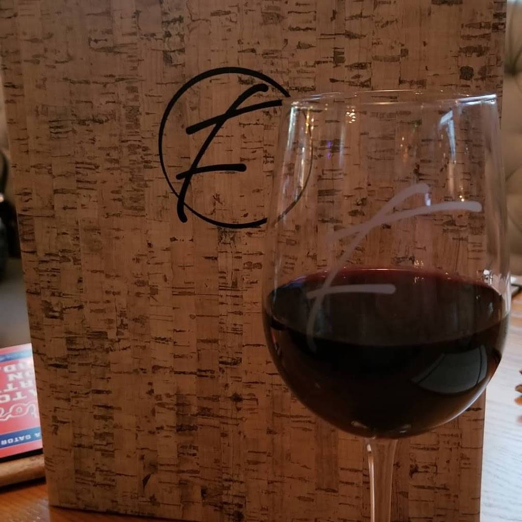 The Fountainhead Wine & Beer Bar | restaurant | 11595 Fountainhead Dr, Westchase, FL 33626, USA | 8139204556 OR +1 813-920-4556