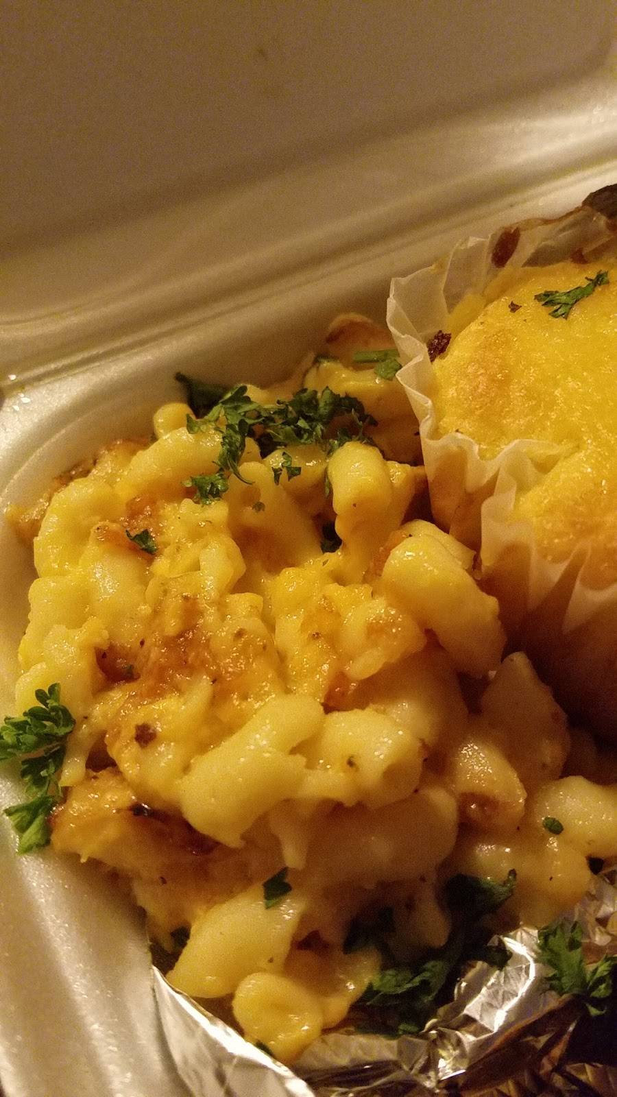 Pretti Plates Catering & Carryout | restaurant | 1728 Campbellton Rd SW, Atlanta, GA 30311, USA | 6787059669 OR +1 678-705-9669