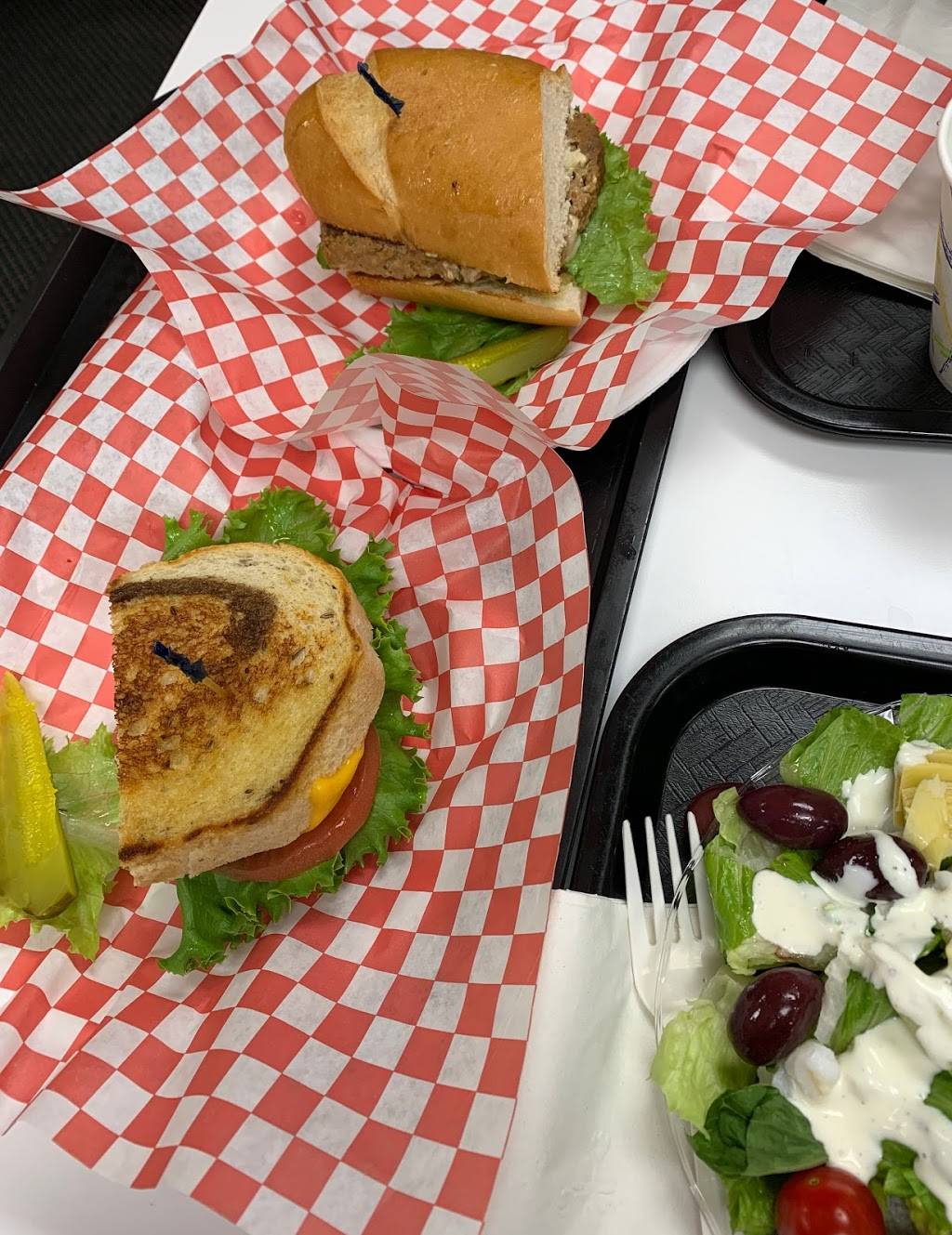 Lettuce & Ladles | restaurant | 2268 E 3300 S, Salt Lake City, UT 84109, USA | 3852520747 OR +1 385-252-0747