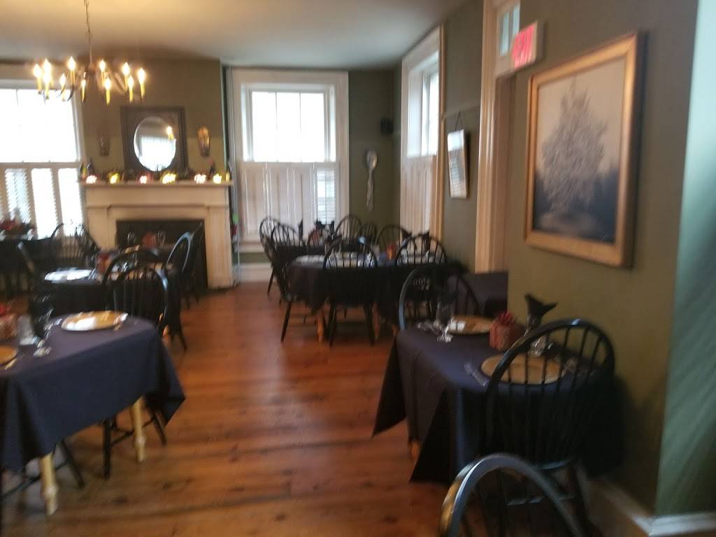 Lafayette Inn & Restaurant | restaurant | 146 Main St, Stanardsville, VA 22973, USA | 4349856345 OR +1 434-985-6345