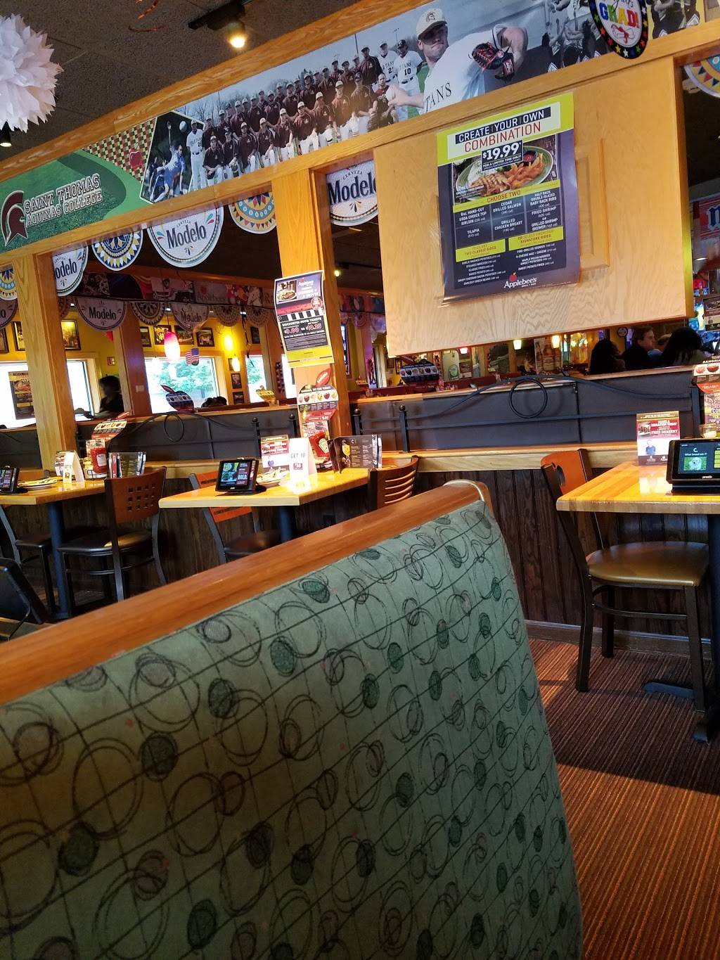 Applebees Grill + Bar | restaurant | 221 NY-59, Airmont, NY 10901, USA | 8453697700 OR +1 845-369-7700