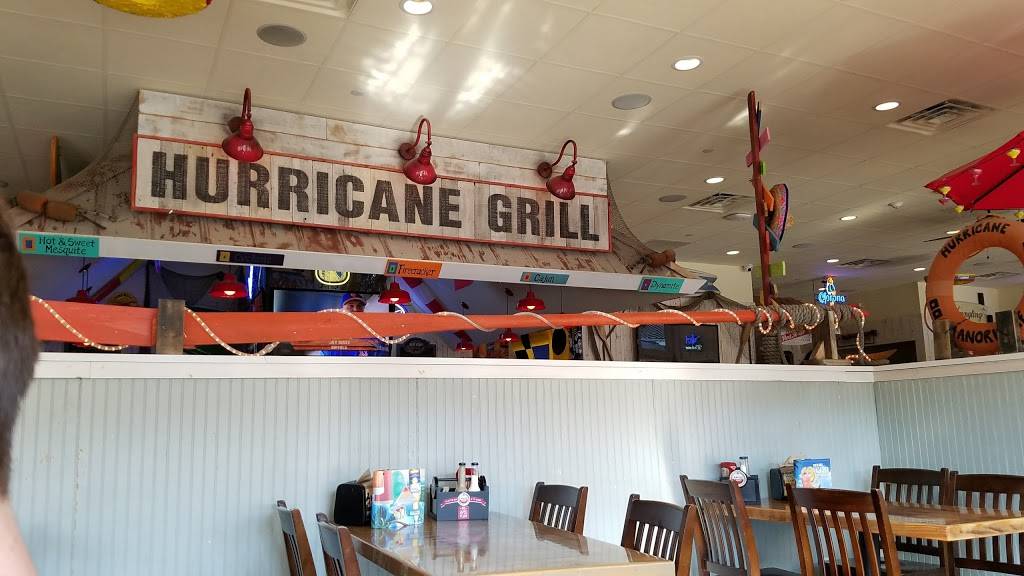 Hurricane Grill & Wings | restaurant | 496 County Rd 111 Ste 2, Manorville, NY 11949, USA | 6312819464 OR +1 631-281-9464