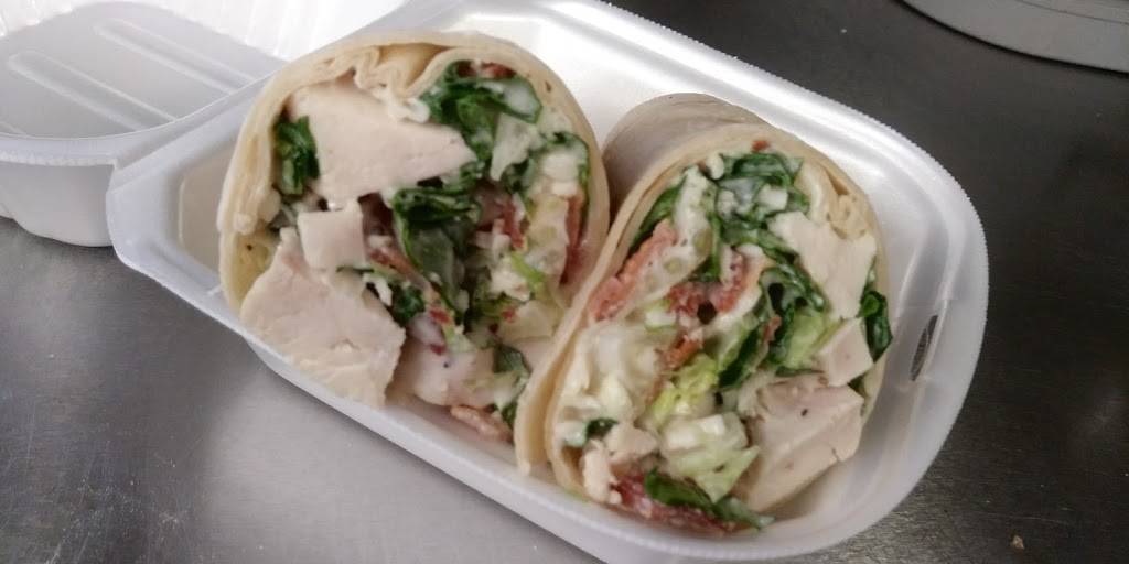 Tatas House Of Pizza & Pasta | meal takeaway | 11 Windsor Dr, Brockville, ON K6V 3H5, Canada | 6133455656 OR +1 613-345-5656