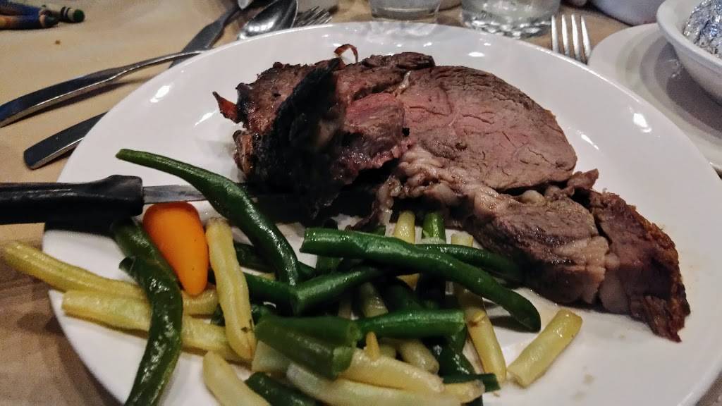 Andreas Steak & Sea Food House | restaurant | 264 Manitoba St, Bracebridge, ON P1L 1S5, Canada | 7056458841 OR +1 705-645-8841