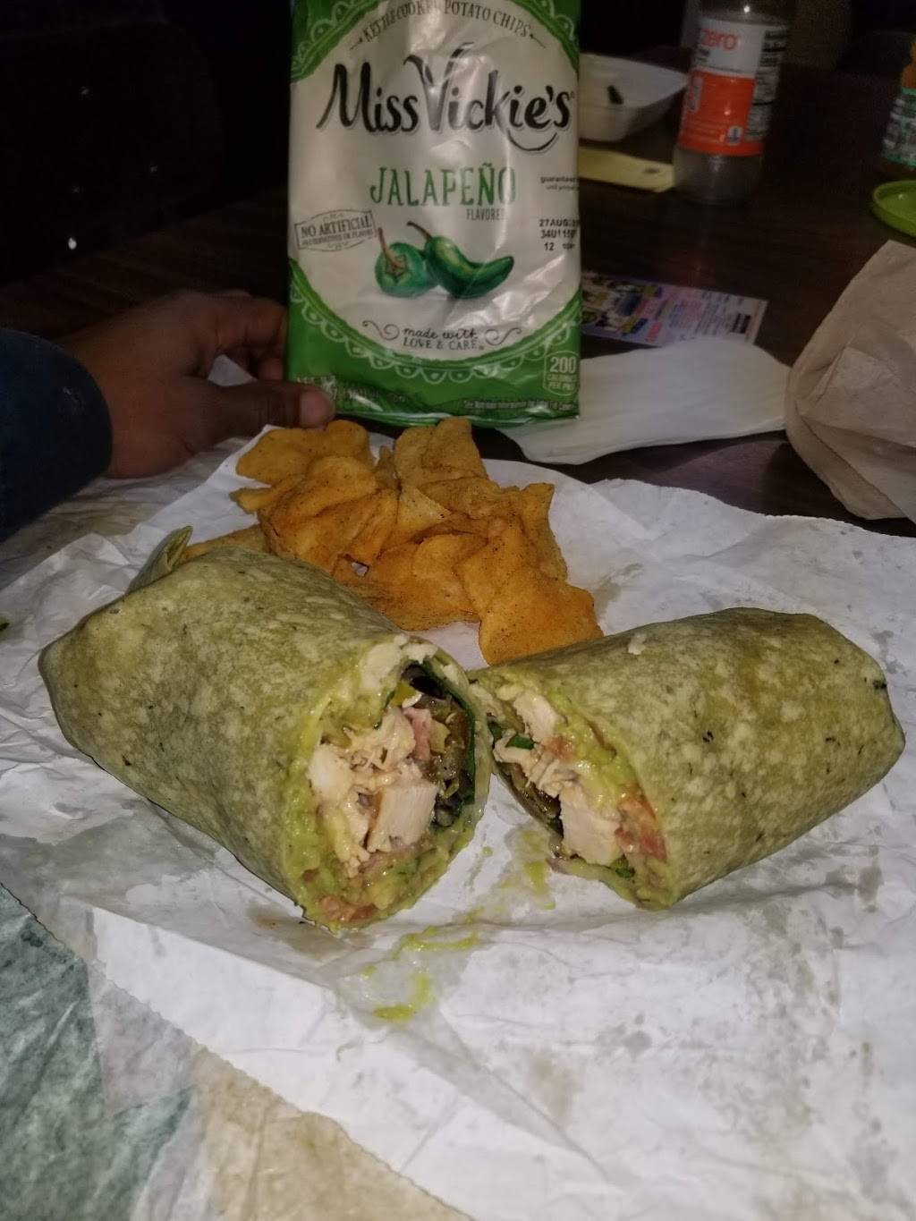 Subway | restaurant | 7685 Hacks Cross Rd, Olive Branch, MS 38654, USA | 6628952580 OR +1 662-895-2580