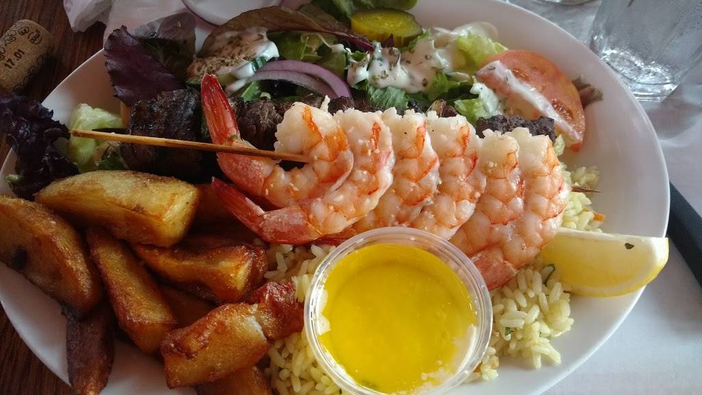 Mykonos | restaurant | 6 Rue Tourigny, Victoriaville, QC G6P 4C4, Canada | 8197525863 OR +1 819-752-5863