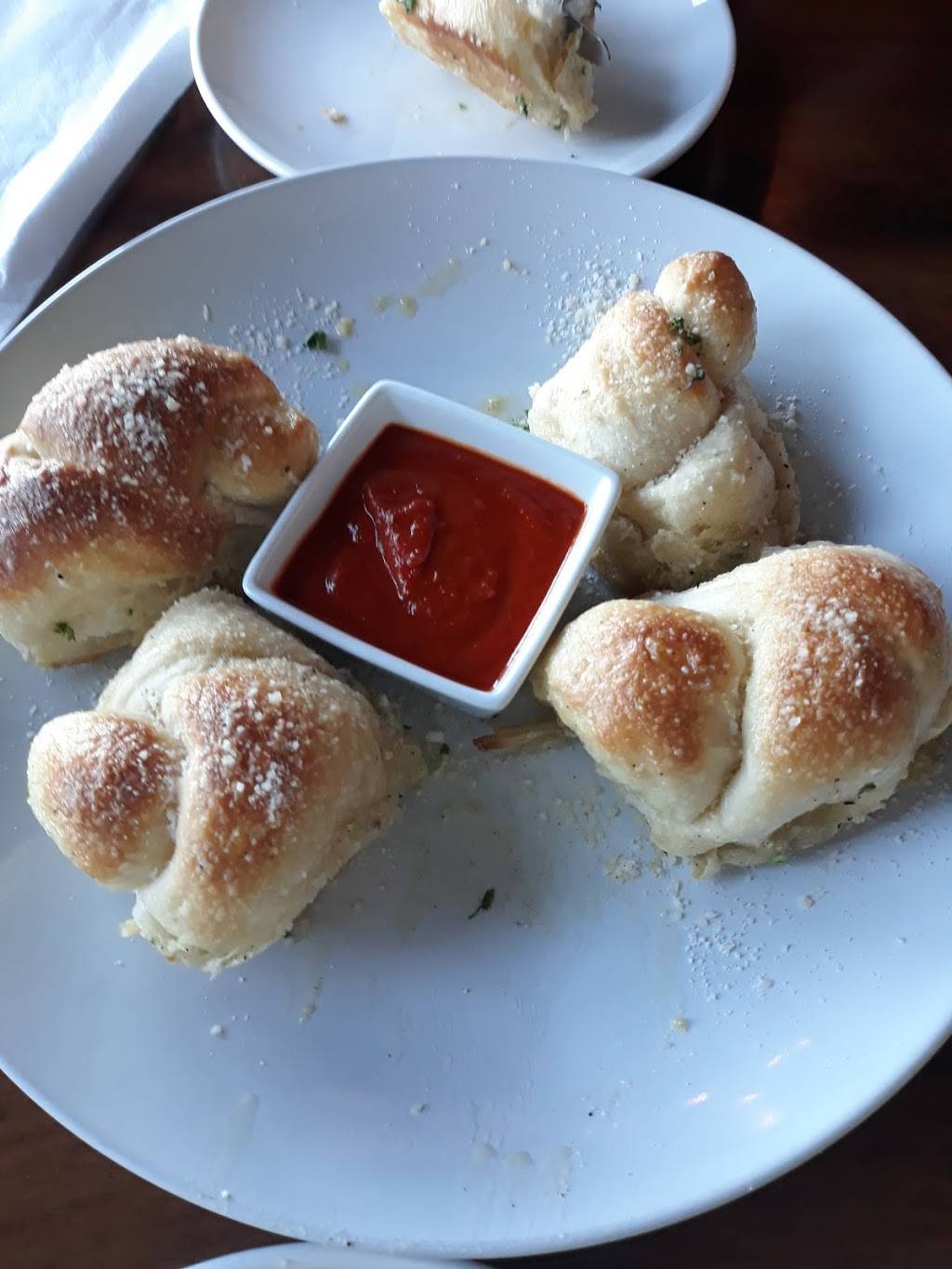 Caffé Vesuvio | restaurant | 701 E 3rd Ave, New Smyrna Beach, FL 32169, USA | 3864443510 OR +1 386-444-3510