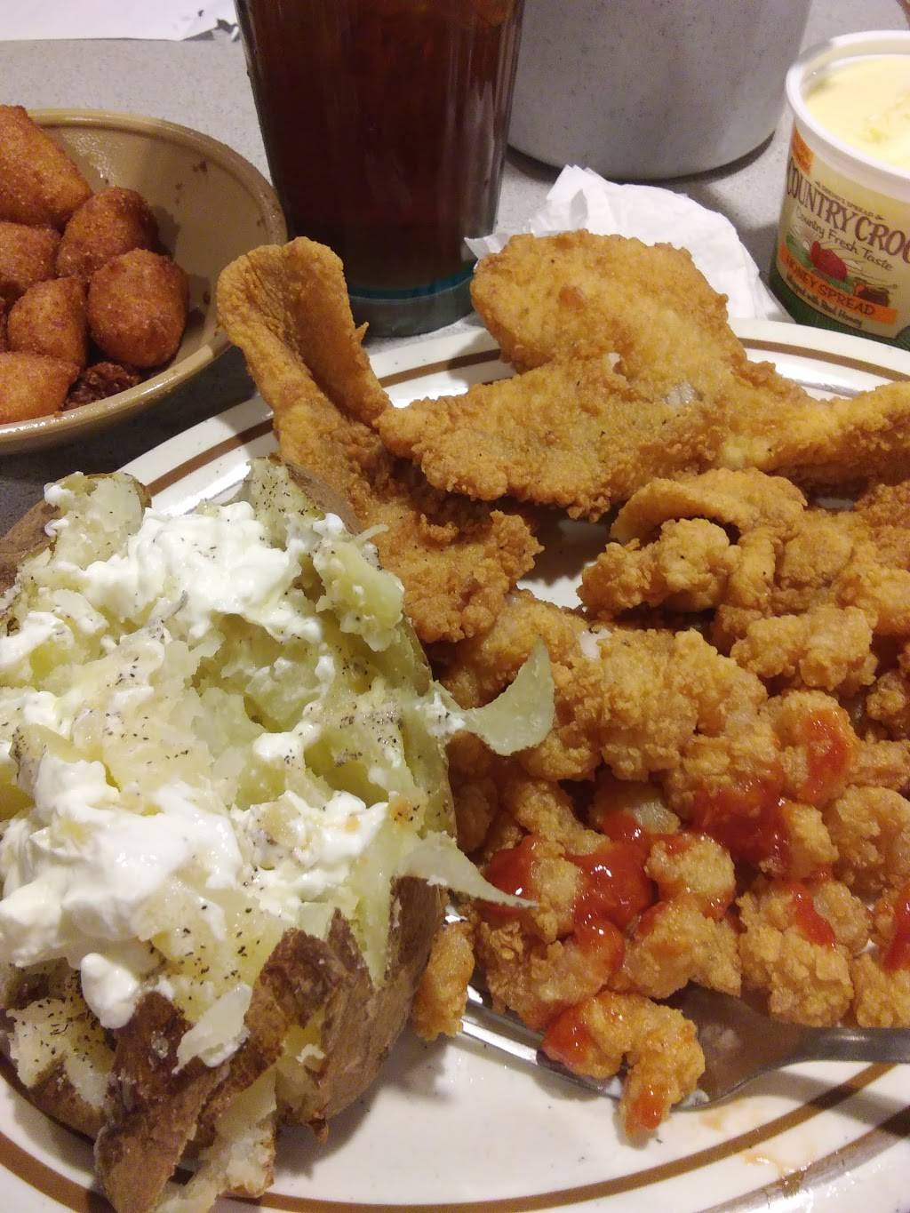 Captains Cap | restaurant | 3140 Linwood Rd, Gastonia, NC 28052, USA | 7048657433 OR +1 704-865-7433