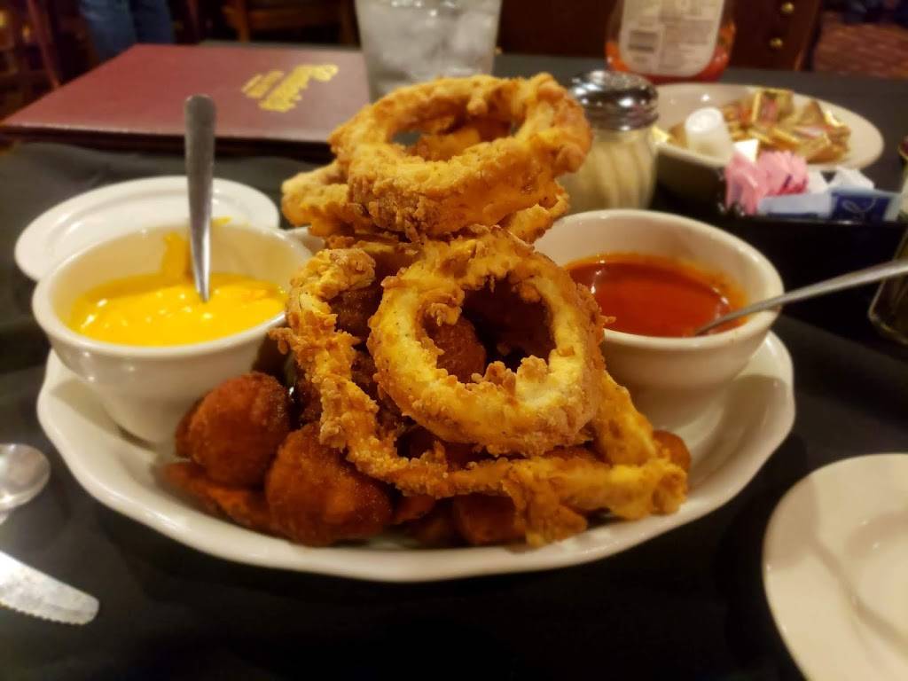 Cascios Steakhouse | restaurant | 1620 S 10th St, Omaha, NE 68108, USA | 4023458313 OR +1 402-345-8313