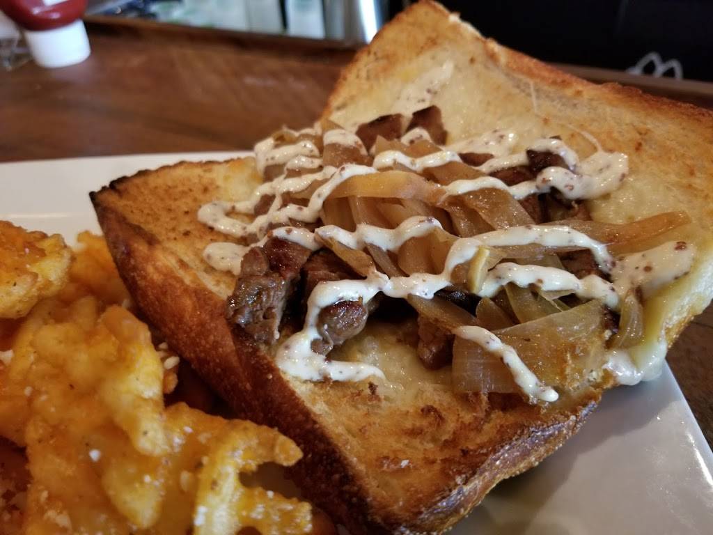 Tapa La Luna | restaurant | 226 E Lincoln Hwy, DeKalb, IL 60115, USA | 8152170990 OR +1 815-217-0990