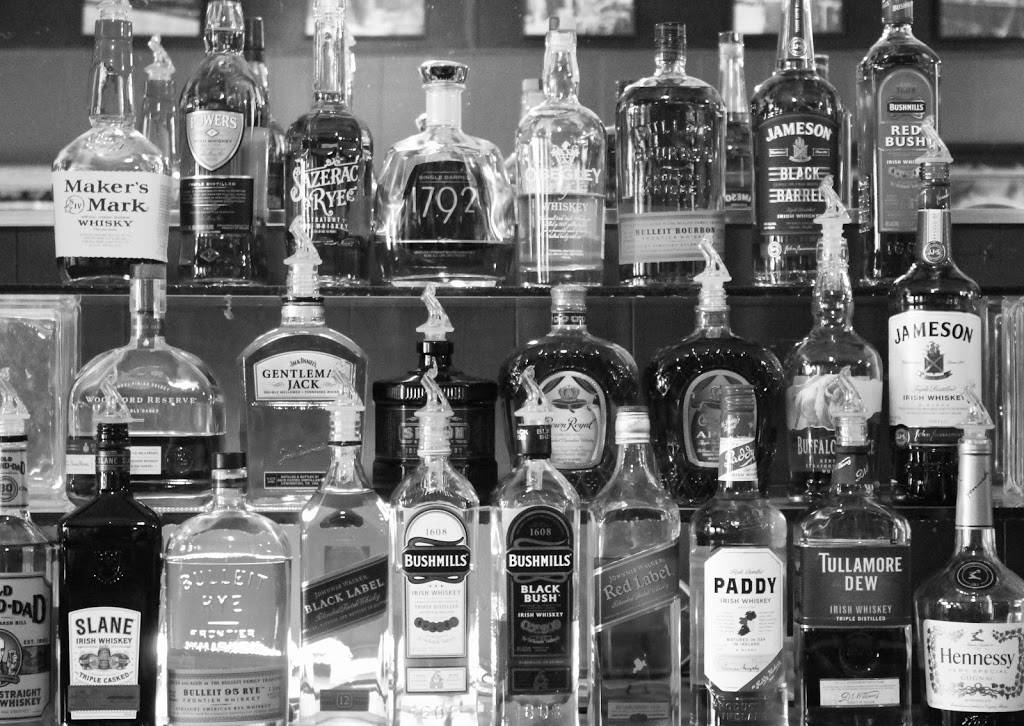 Jack Ryans Tavern | restaurant | 825 Atlantic Ave, Rochester, NY 14609, USA | 5852889037 OR +1 585-288-9037