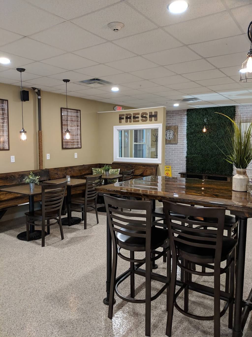 Fresh Hub Eatery | restaurant | 23 Stiles Rd, Salem, NH 03079, USA | 6034585775 OR +1 603-458-5775