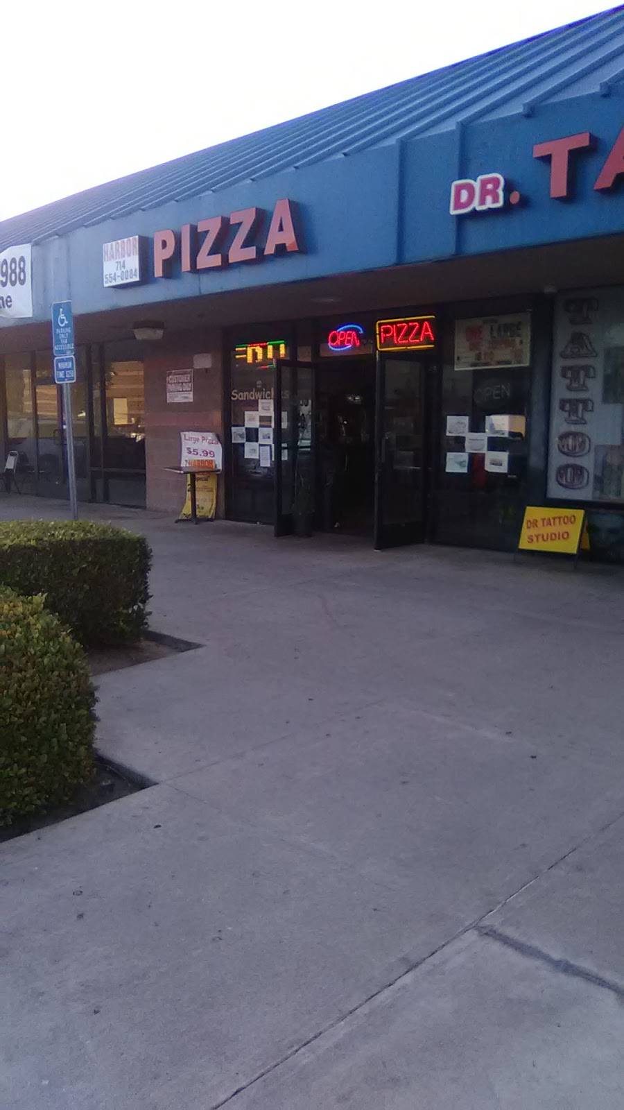 Harbor Pizza | restaurant | 13917 Harbor Blvd, Garden Grove, CA 92843, USA | 7145540084 OR +1 714-554-0084