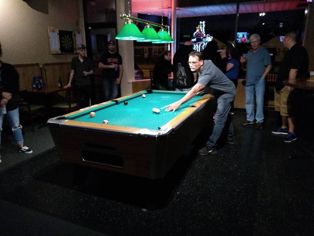 McGs Pub And Grub | restaurant | 6815 Memphis Ave, Cleveland, OH 44144, USA | 2167412346 OR +1 216-741-2346