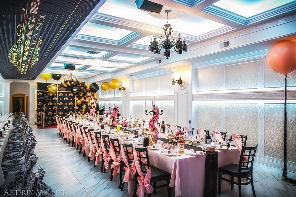 Royal Passage | restaurant | 9309 Krewstown Rd, Philadelphia, PA 19115, USA | 2679944903 OR +1 267-994-4903