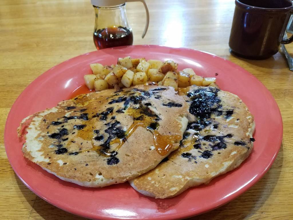 The Strawbale Cafe and Gift Shop at Hanging Mountain Farm | restaurant | 188 N Rd, Westhampton, MA 01027, USA | 4135273210 OR +1 413-527-3210