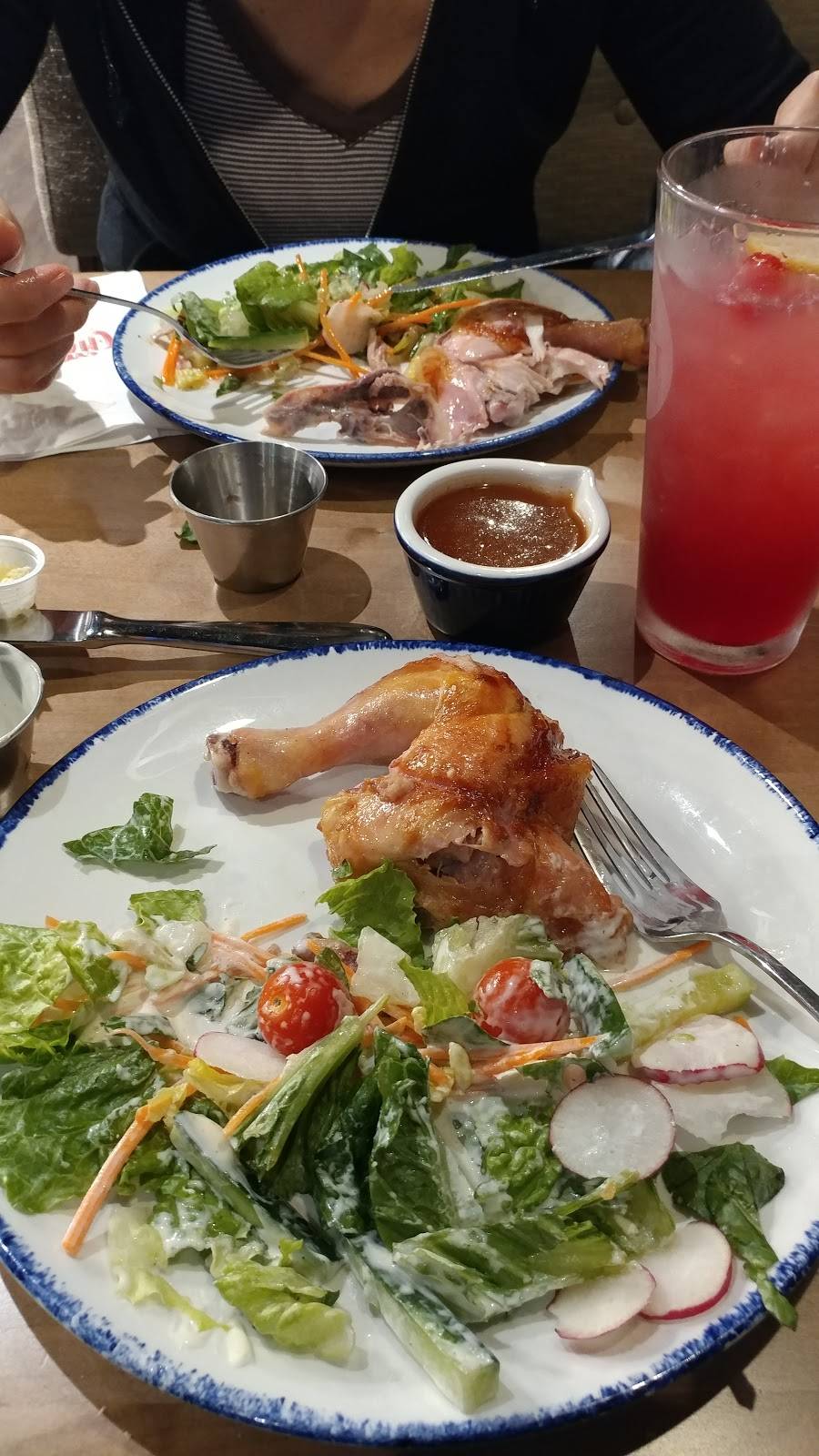 Swiss Chalet | restaurant | 5980 McLaughlin Rd, Mississauga, ON L5R 3X9, Canada | 9055070838 OR +1 905-507-0838