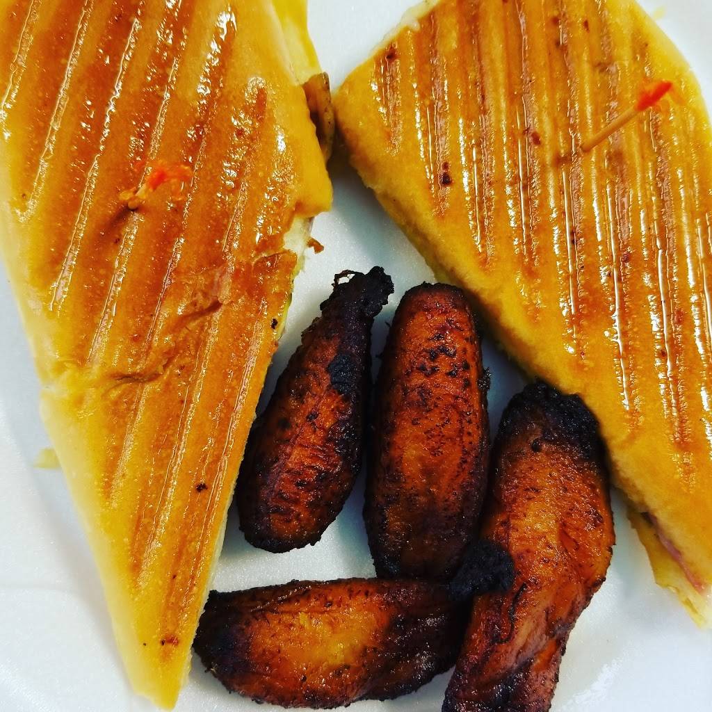 Cedenos Cuban Cafe | restaurant | 2900 W Sample Rd #3024, Pompano Beach, FL 33069, USA | 9542475306 OR +1 954-247-5306