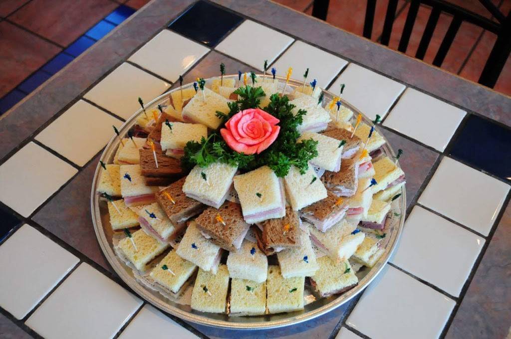 El Charro Mexican Restaurant | restaurant | 10218 SE 240th St, Kent, WA 98031, USA | 2538548428 OR +1 253-854-8428