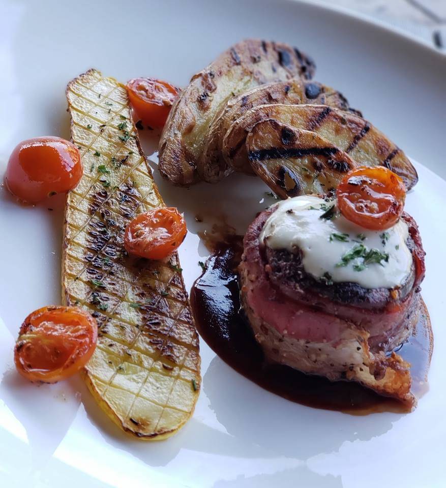 Traditions Club | restaurant | 3131 Club Dr, Bryan, TX 77807, USA | 9797791007 OR +1 979-779-1007