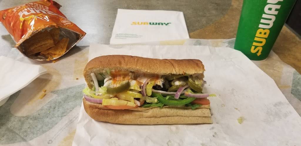 Subway | restaurant | 7711 Burnet Rd, Austin, TX 78757, USA | 5129060192 OR +1 512-906-0192