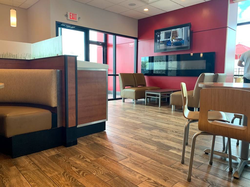 Wendys | restaurant | 11734 E Colonial Dr, Orlando, FL 32817, USA | 4072738523 OR +1 407-273-8523