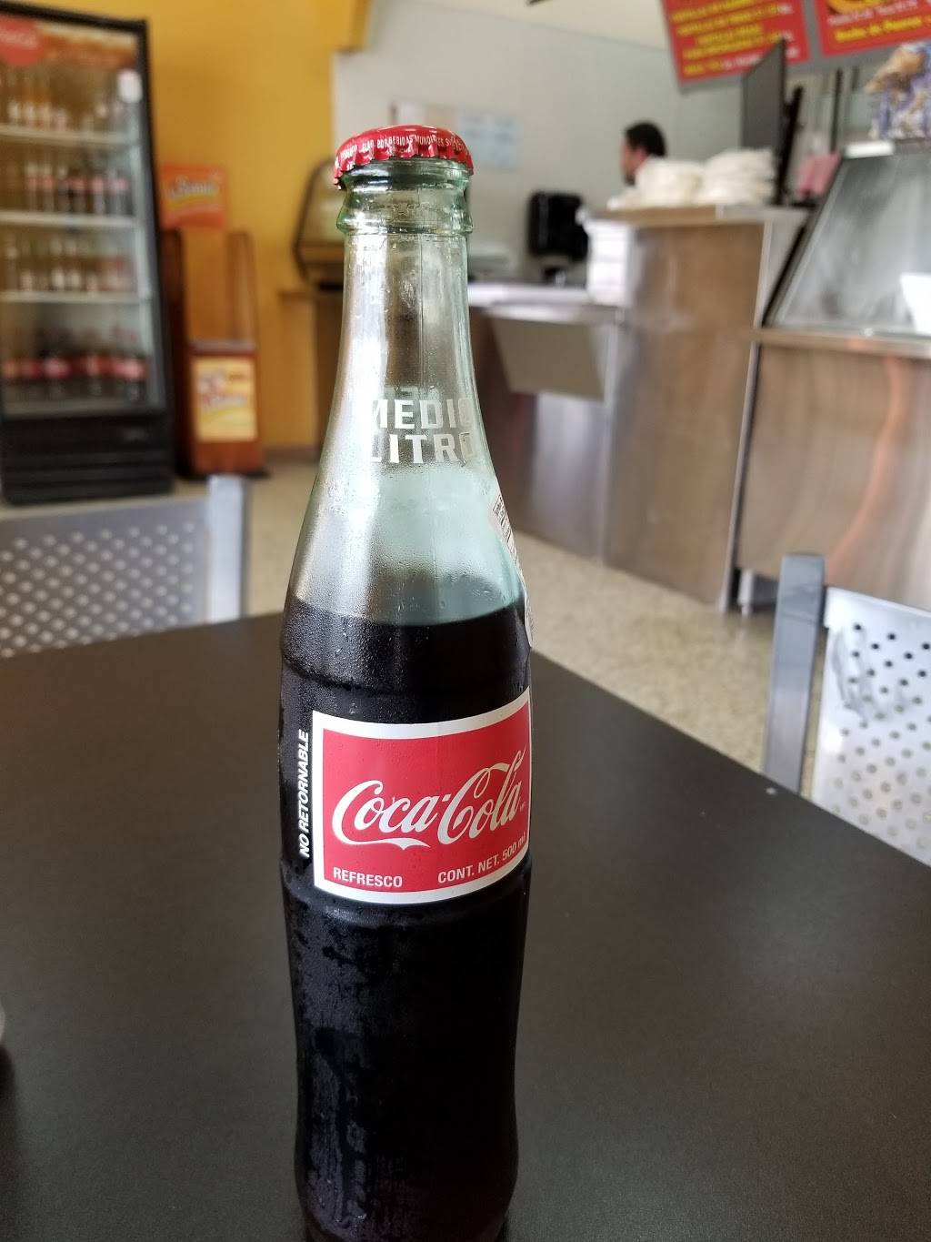 Tortilleria La Reyna #7 | restaurant | 910 S Wayside Dr #500, Houston, TX 77023, USA | 8327672358 OR +1 832-767-2358