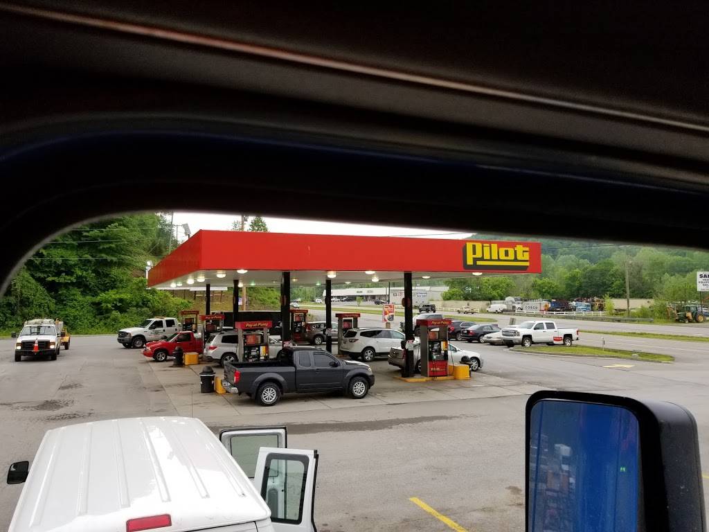 Pilot Travel Center | restaurant | 3000 US, US-25E Scenic, Middlesboro, KY 40965, USA | 6062484057 OR +1 606-248-4057
