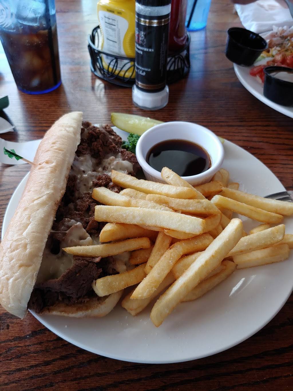 Tillies Tavern & Grill | restaurant | 31 E Magnolia Ave, Eustis, FL 32726, USA | 3526027929 OR +1 352-602-7929