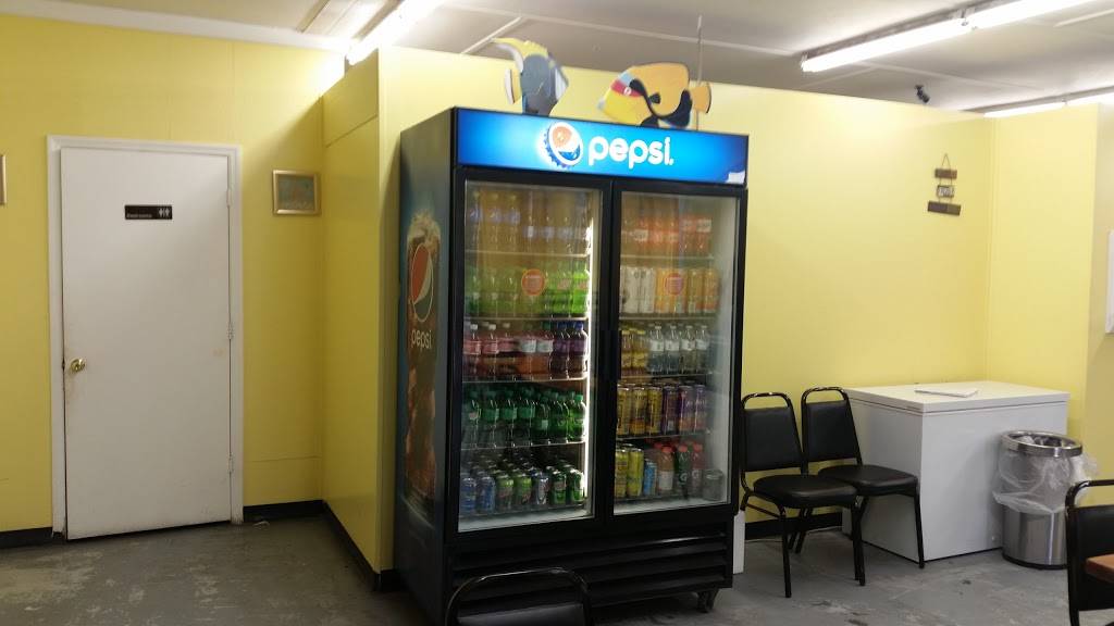 Kingstree Seafood | restaurant | 509 Kelly St, Kingstree, SC 29556, USA | 8433553025 OR +1 843-355-3025