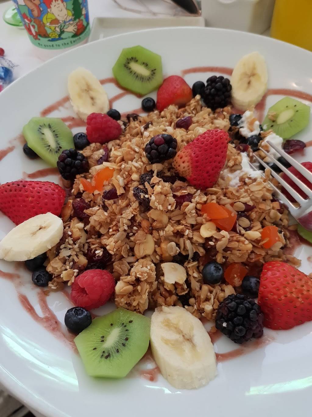 Harrys Continental Kitchens | restaurant | 525 St Judes Dr, Longboat Key, FL 34228, USA | 9413830777 OR +1 941-383-0777